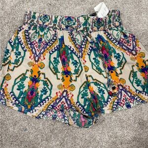 Zara Boho Floral Print Elastic-Waist Women's Shorts - Cream/Green